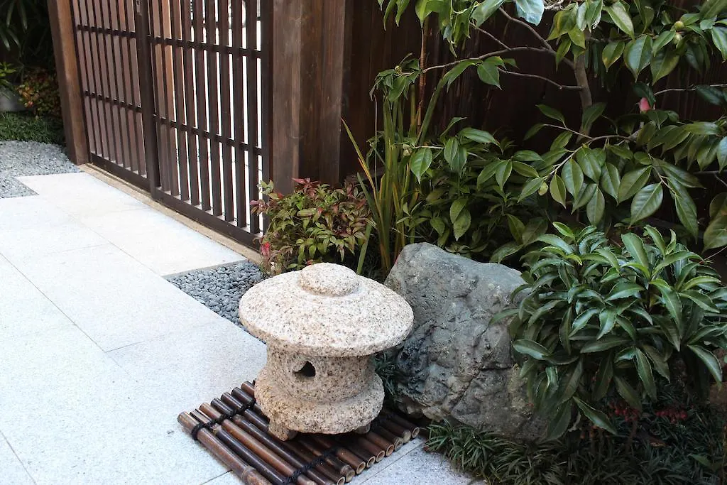 Guesthouse Higashiyama Jao Kyoto 0*,